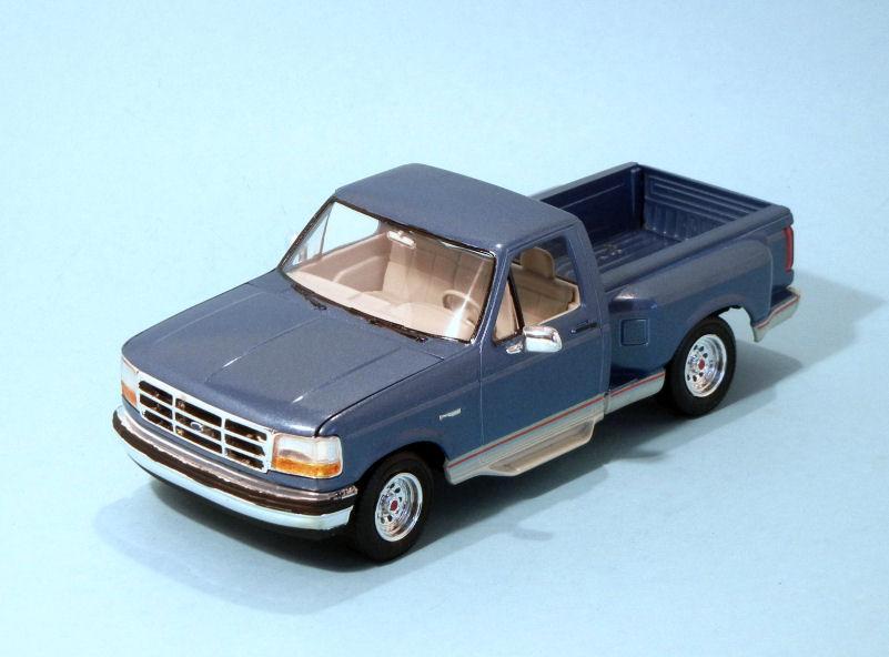 1992 Ford Flareside Pickup  blue (3).JPG