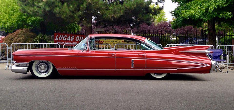 CADILLAC 1959 FLEETWOOD COUPE in red [02].jpg