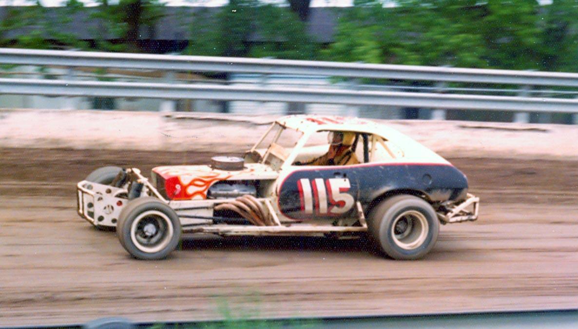 Chuck Ely 1974_0001.jpg