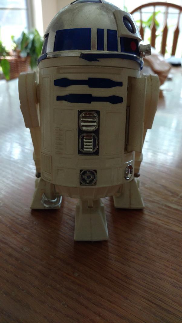R2D2.JPG