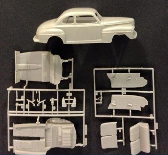MODEL- '48 FORD by REVELL [01].JPG