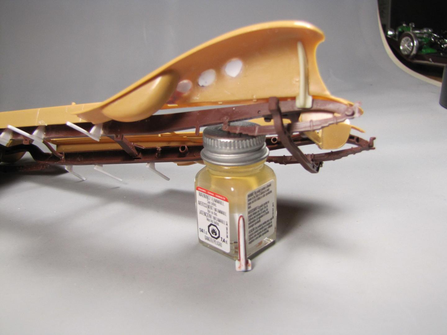 Duesenberg Berline front fender bracket installed.jpg