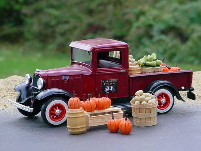 MODEL- 1934 Ford farm truck 04.jpg