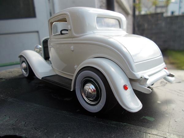 White 3 window fin 1 003.JPG