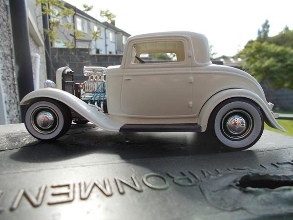 White 3 window fin 1 004.JPG