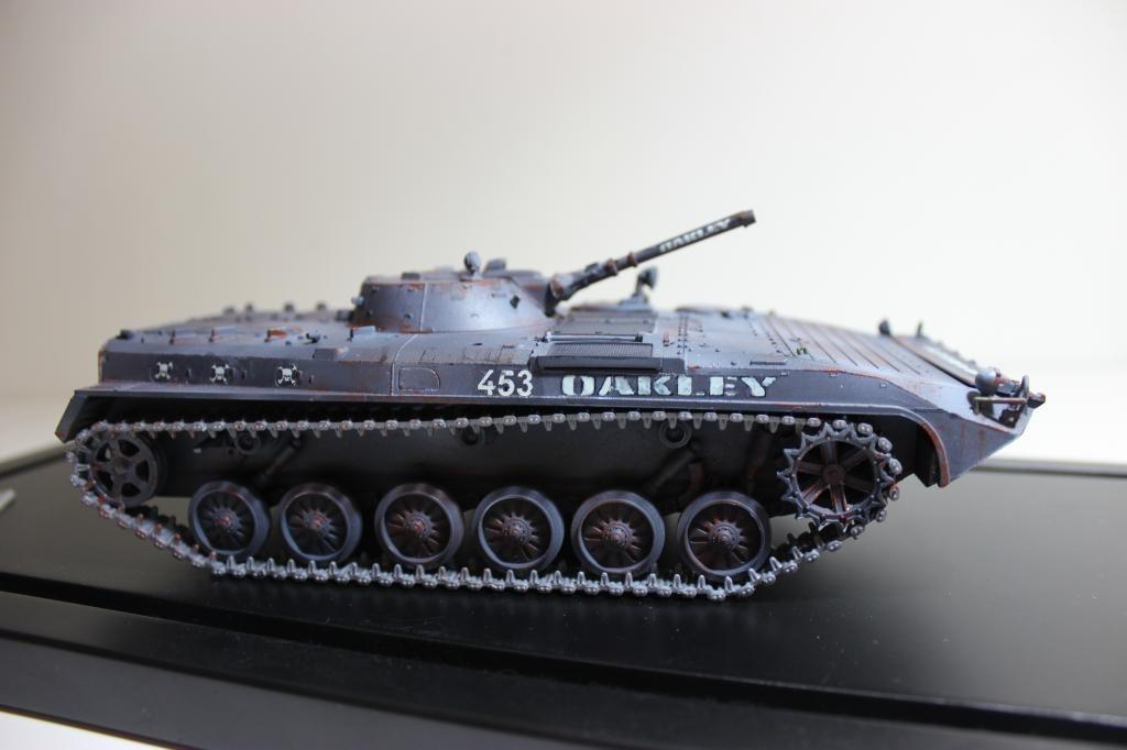 oakley tank 18.jpg