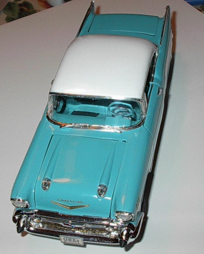 Revell 57 Chev 1.jpg