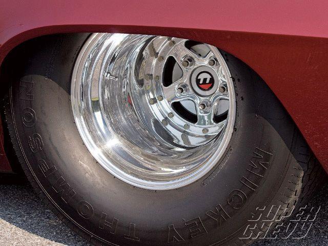 tmp_21800-sucp_0908_12_z_1969_chevy_camaro_big_wheels1876235667.jpg