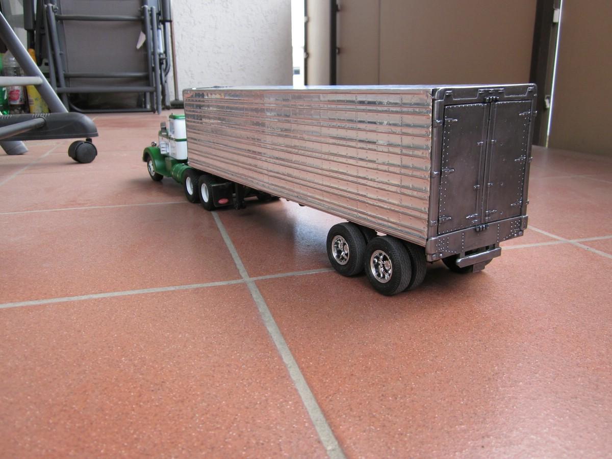 002.thumb.jpg.cd8b522319089d485b2d261e49