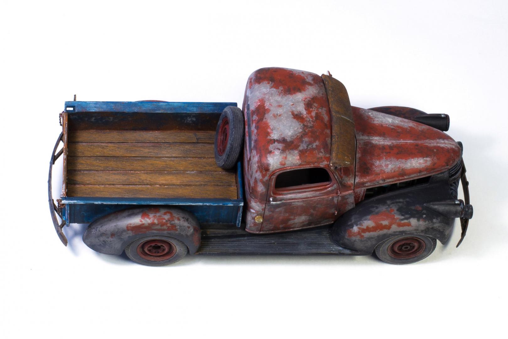 12.thumb.jpg.bd48a8a837826339d7882b93923