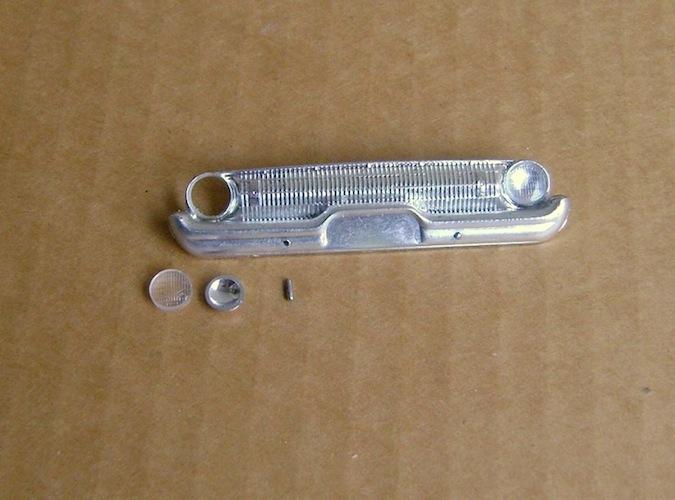 588933ea6752a_Headlights__bolts.thumb.JP