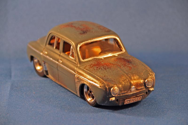 Renault Dauphine 5.jpg