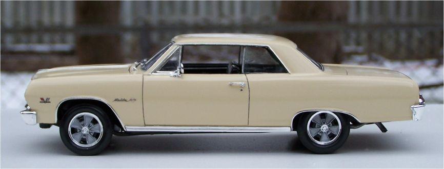 Revell_1965_Chevelle_Malibu_SS_396_Z16c.