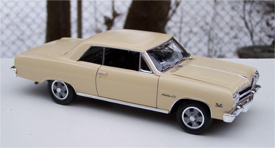 Revell_1965_Chevelle_Malibu_SS_396_Z16e.