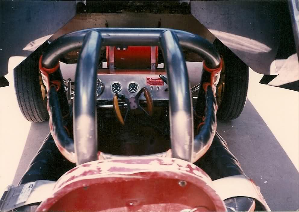 rear engine cuda funnycar_006.jpg