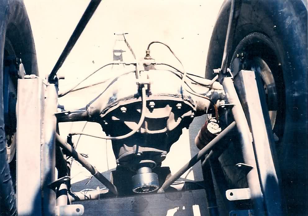 rear engine cuda funnycar_009.jpg