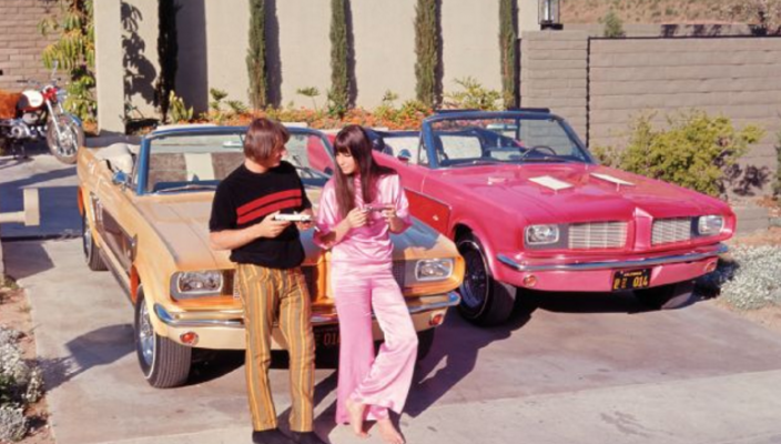 sonny-and-cher-mustangs-704x400.thumb.pn