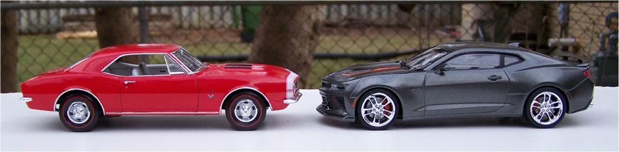 1967_Camaro_SS_and_2017_Camaro_SSd.thumb