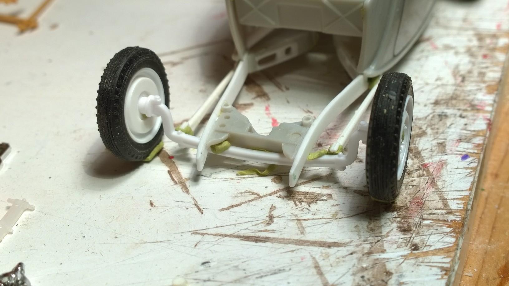 '33 Coupe Chassis Front Axle a.jpg