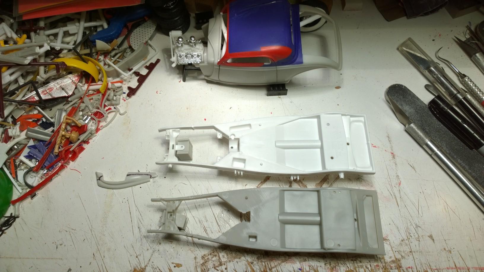 '33 Chassis and '34 Chassis b.jpg