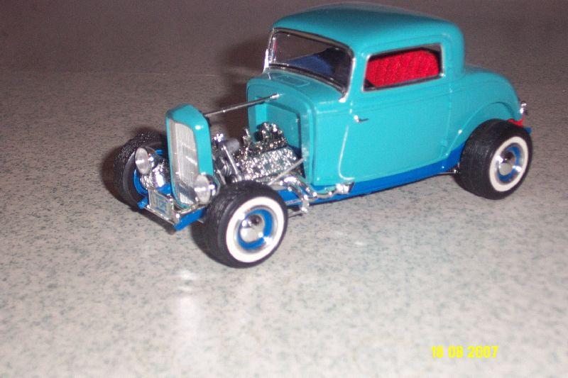 32 Deuce Coupe f.jpg