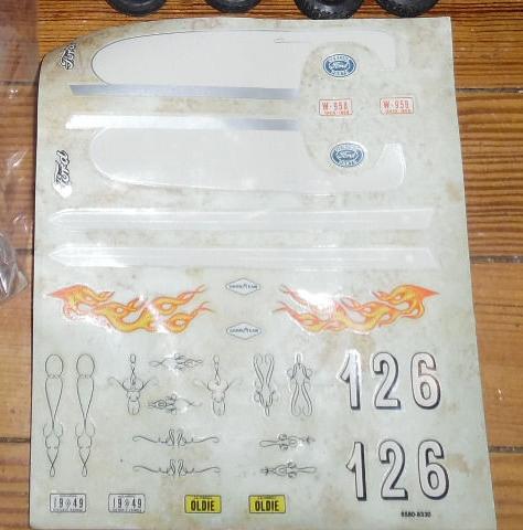 crestliner_decals.thumb.jpg.e8388a840d4c