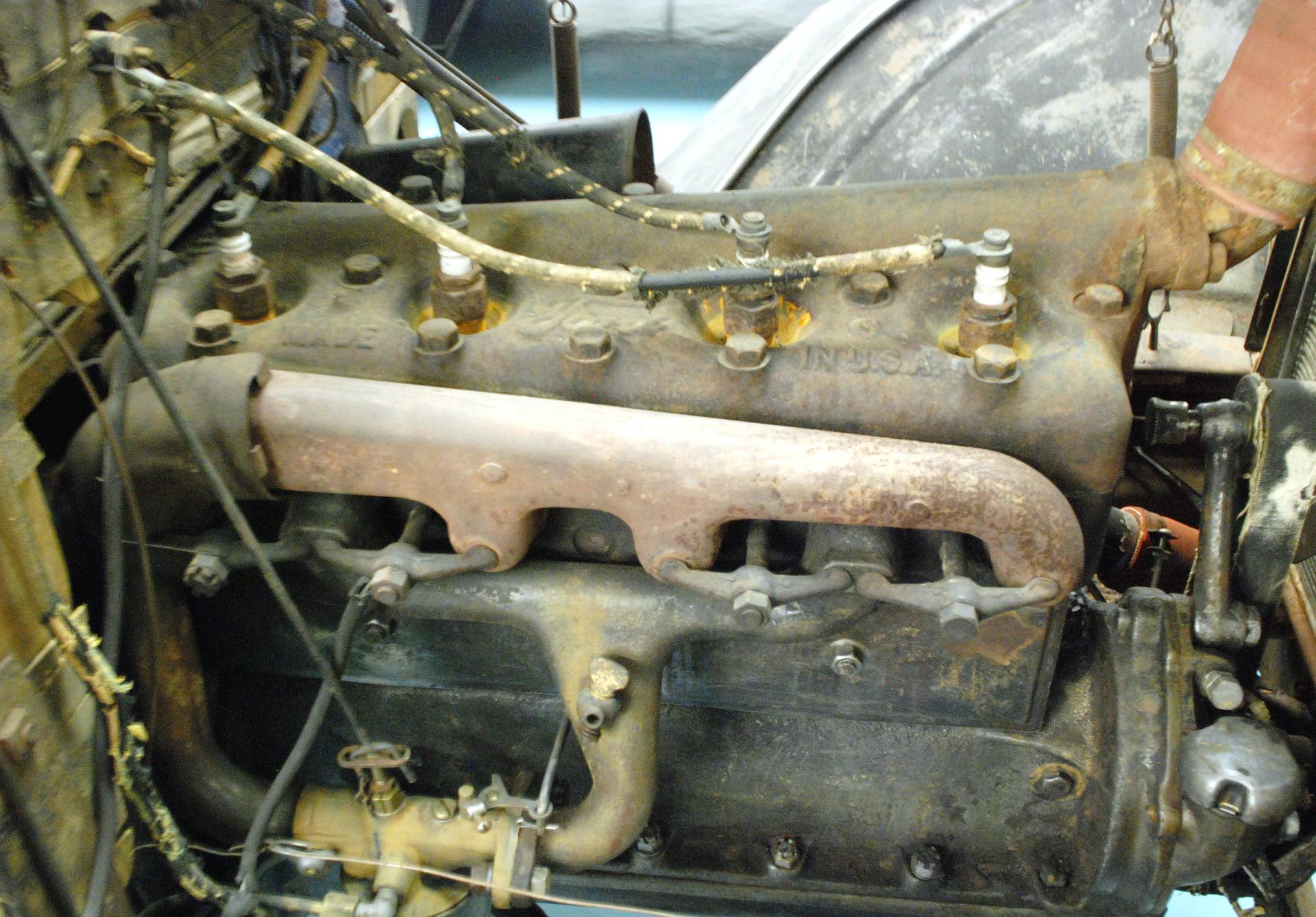 Ford Model T engine unrestored.JPG