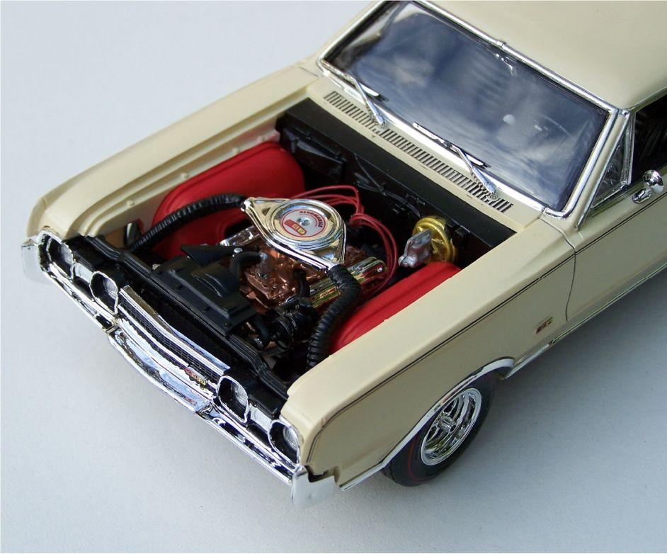 Lindberg_1967_Oldsmobile_442g.thumb.jpg.