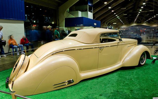 36 Custom Ford 01.jpg