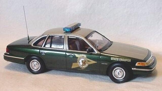 MODEL- My FORD '97 CROWN VIC NHSP [01].jpg