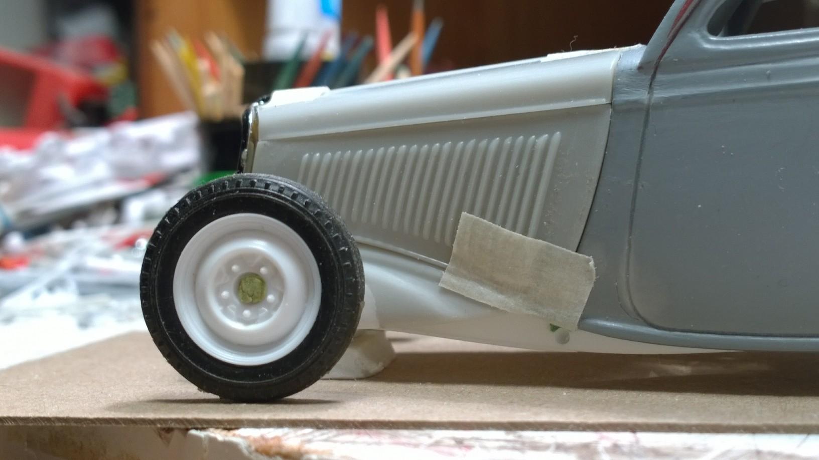 '33 Coupe Front Fender Wheel Well n.jpg