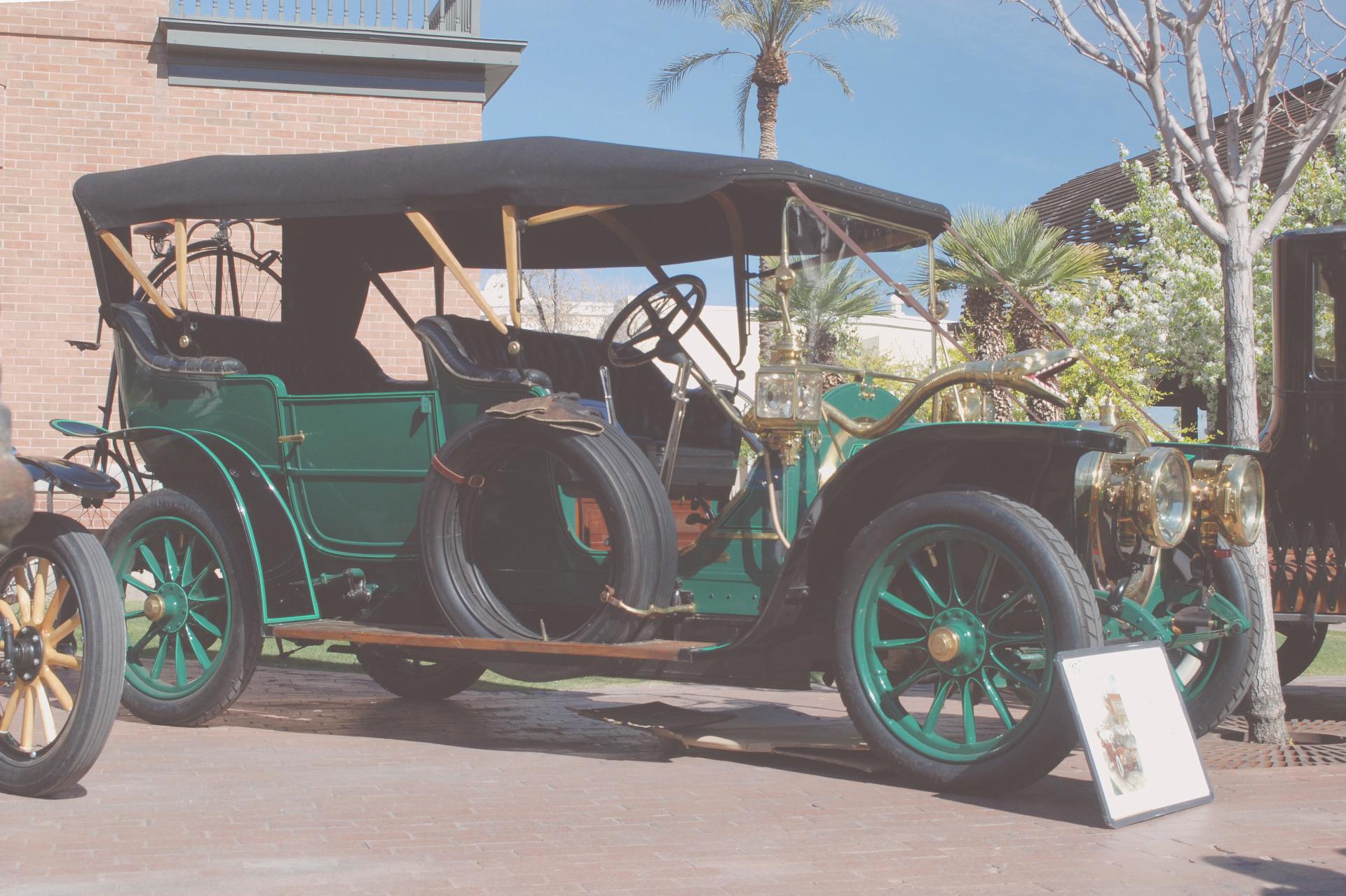 Delaunay Belleville 1907 ft rt 3_4 lo.JPG