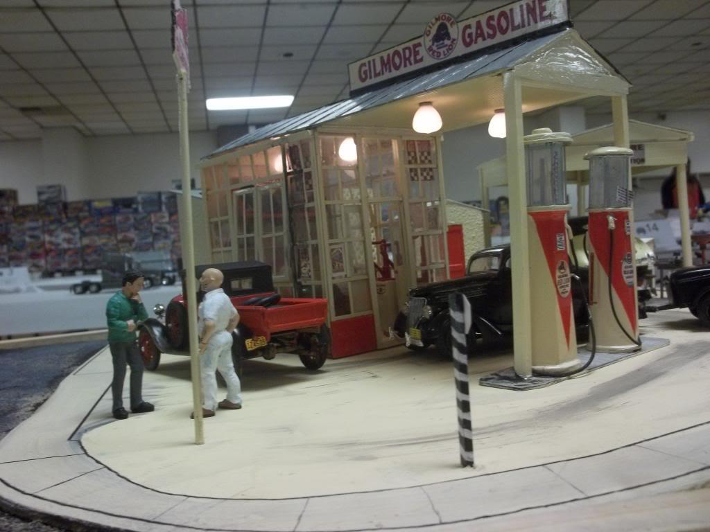 Florence Gilmore lit up 2.jpg