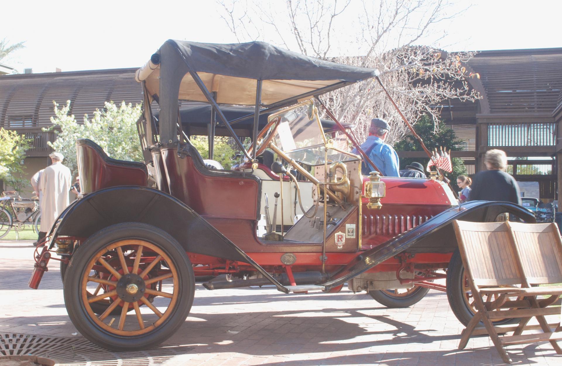 Hudson 1909 Model 20 rr rt 3_4.JPG