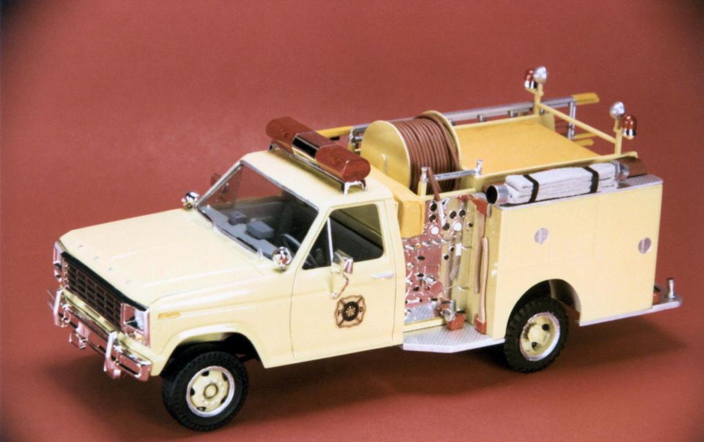 1981 Ford F350 American Mini Pumper (4).jpg