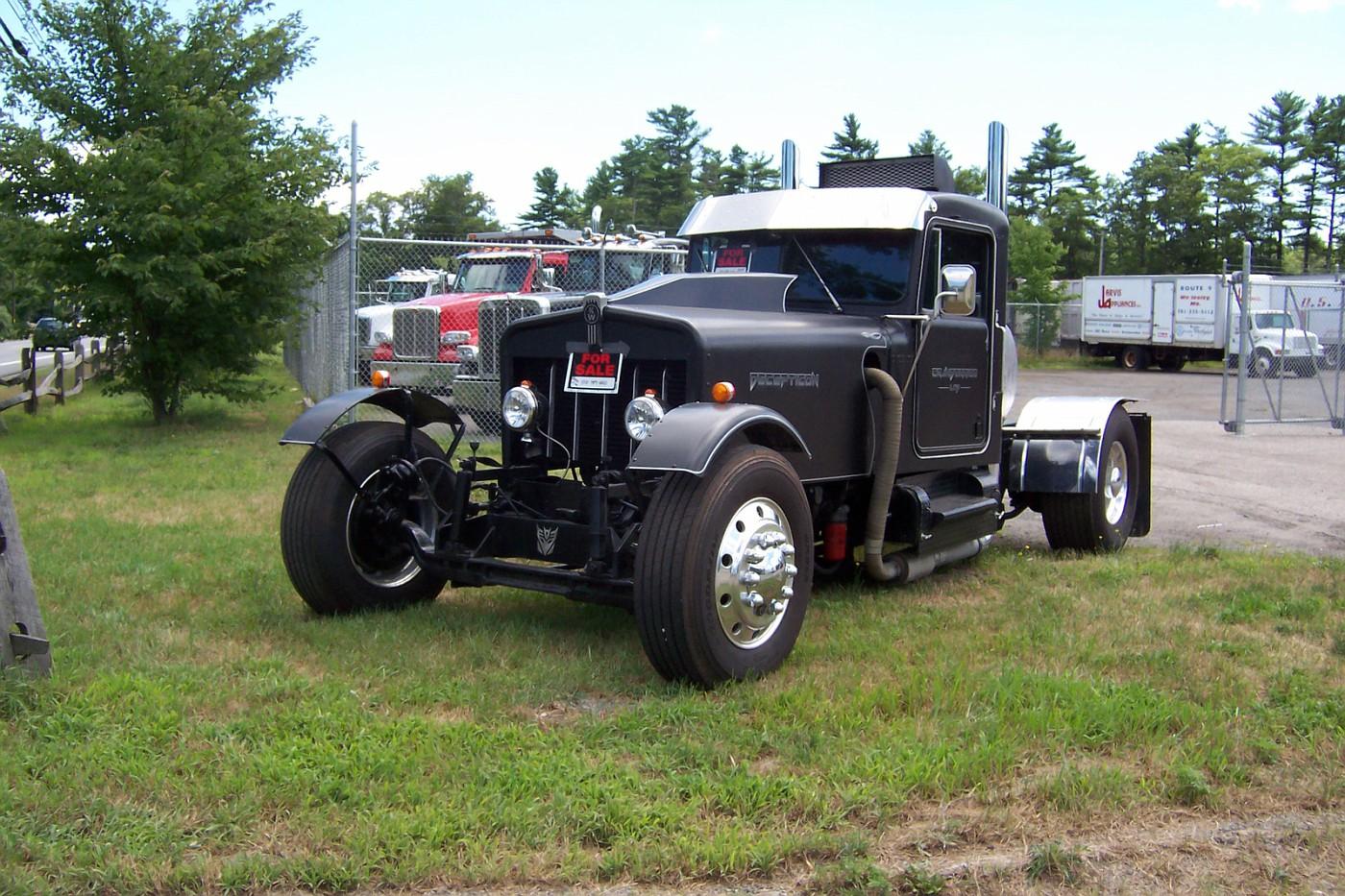 Hot_Rod_KW_2.thumb.jpg.0e9b6ef40a85da2c9