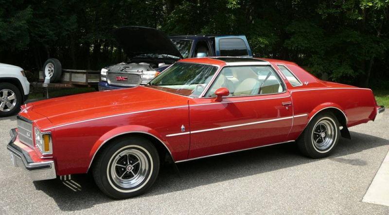 RedRegal.thumb.jpg.7f261cefb07d115140e51