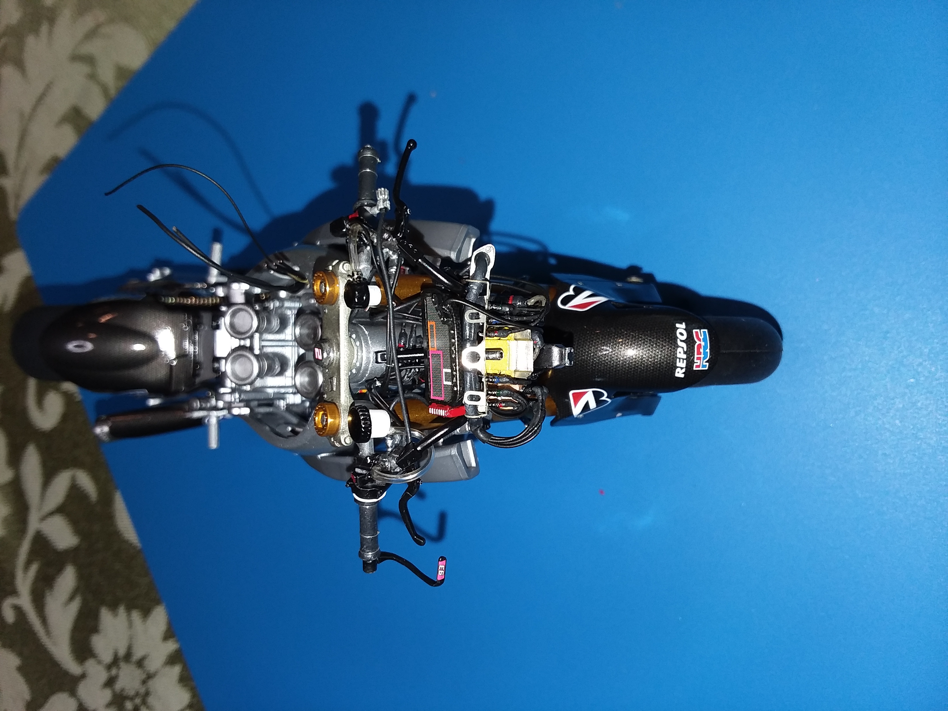 Honda rc213v tamiya discount
