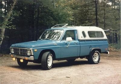 MY- FORD COURIER MINI TRUCK 02.JPG