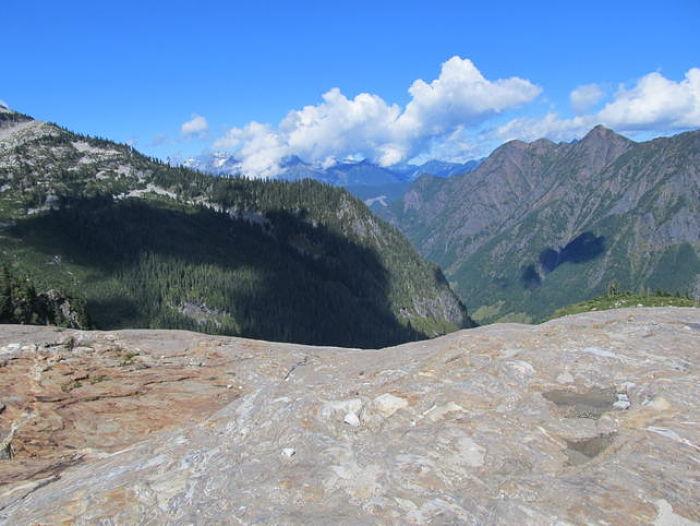 851_opt.thumb.jpg.b9e91ab803923eafd30007