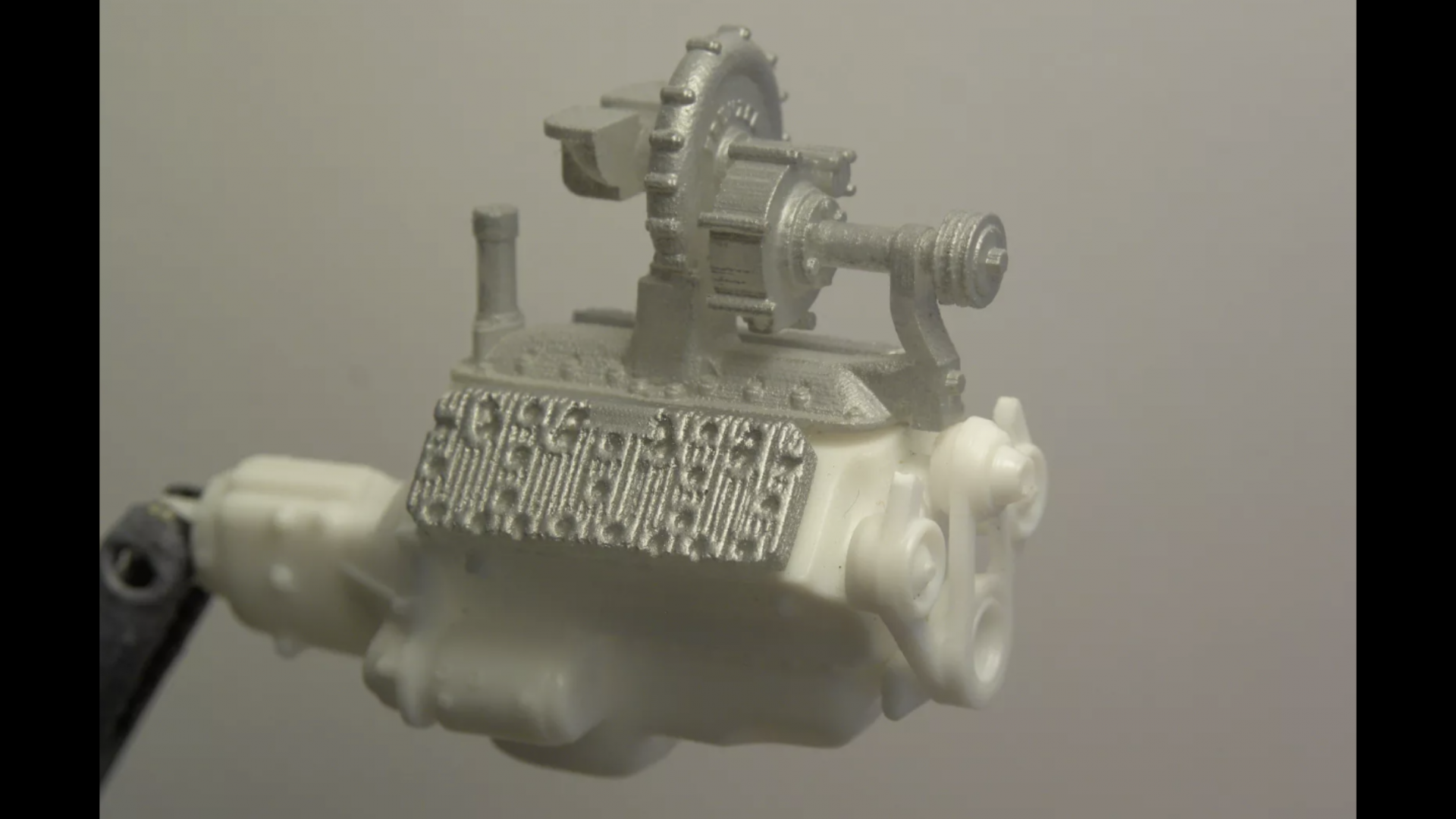 A5746B19-519D-4F5F-BB0F-5116C78EADA8.thu