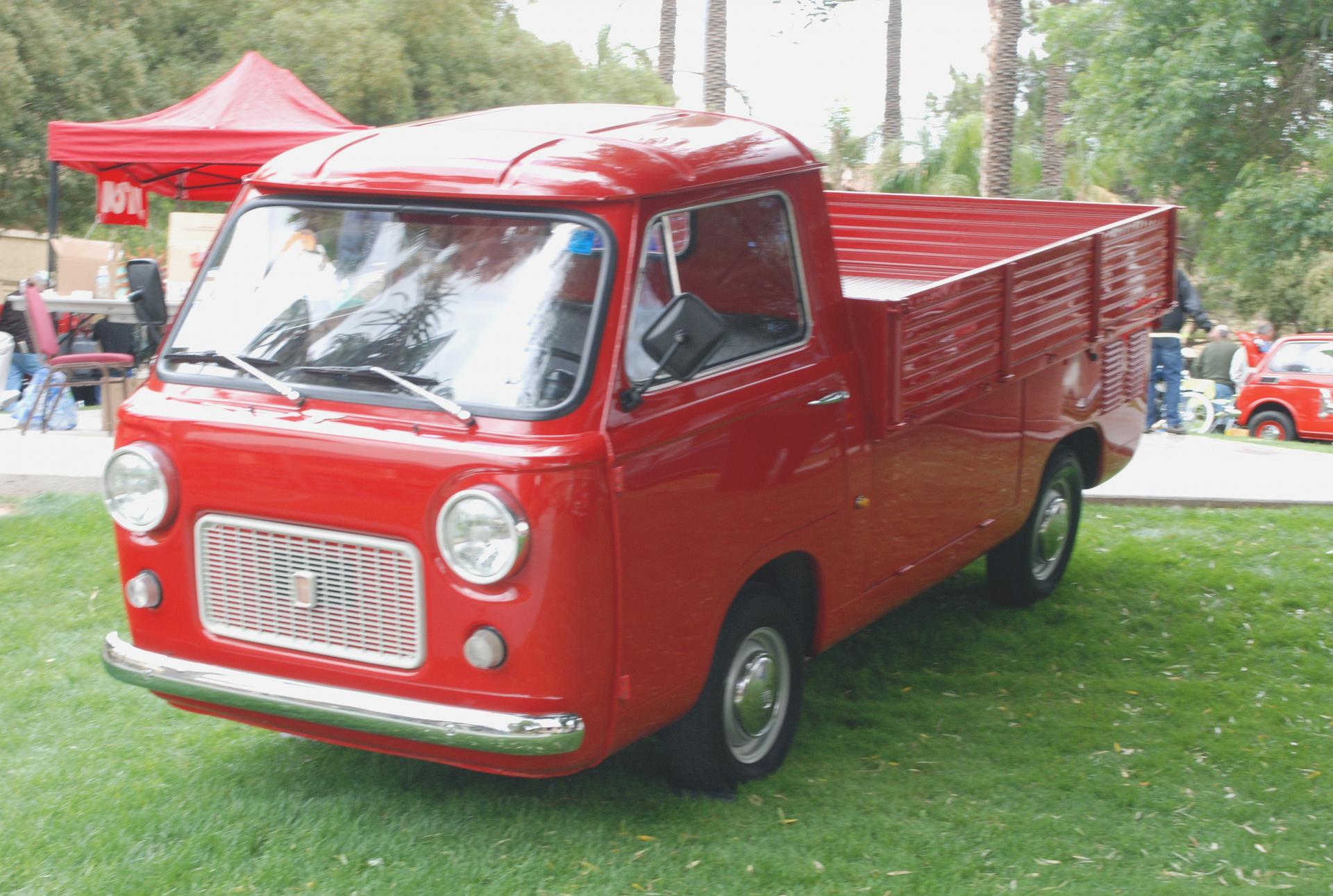 Fiat 1974 pu ft lf.jpg