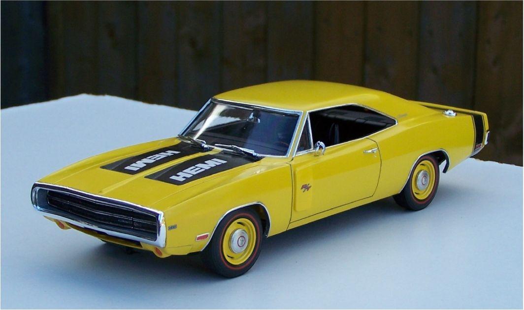 Revell_1970_Dodge_Charger_RT_Hemi4.thumb