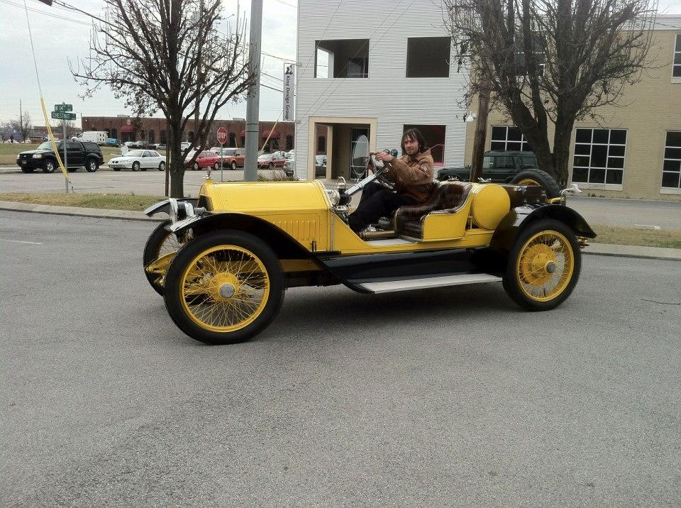 Stutz.thumb.jpg.5df58f792bd7cbd7ad03c464