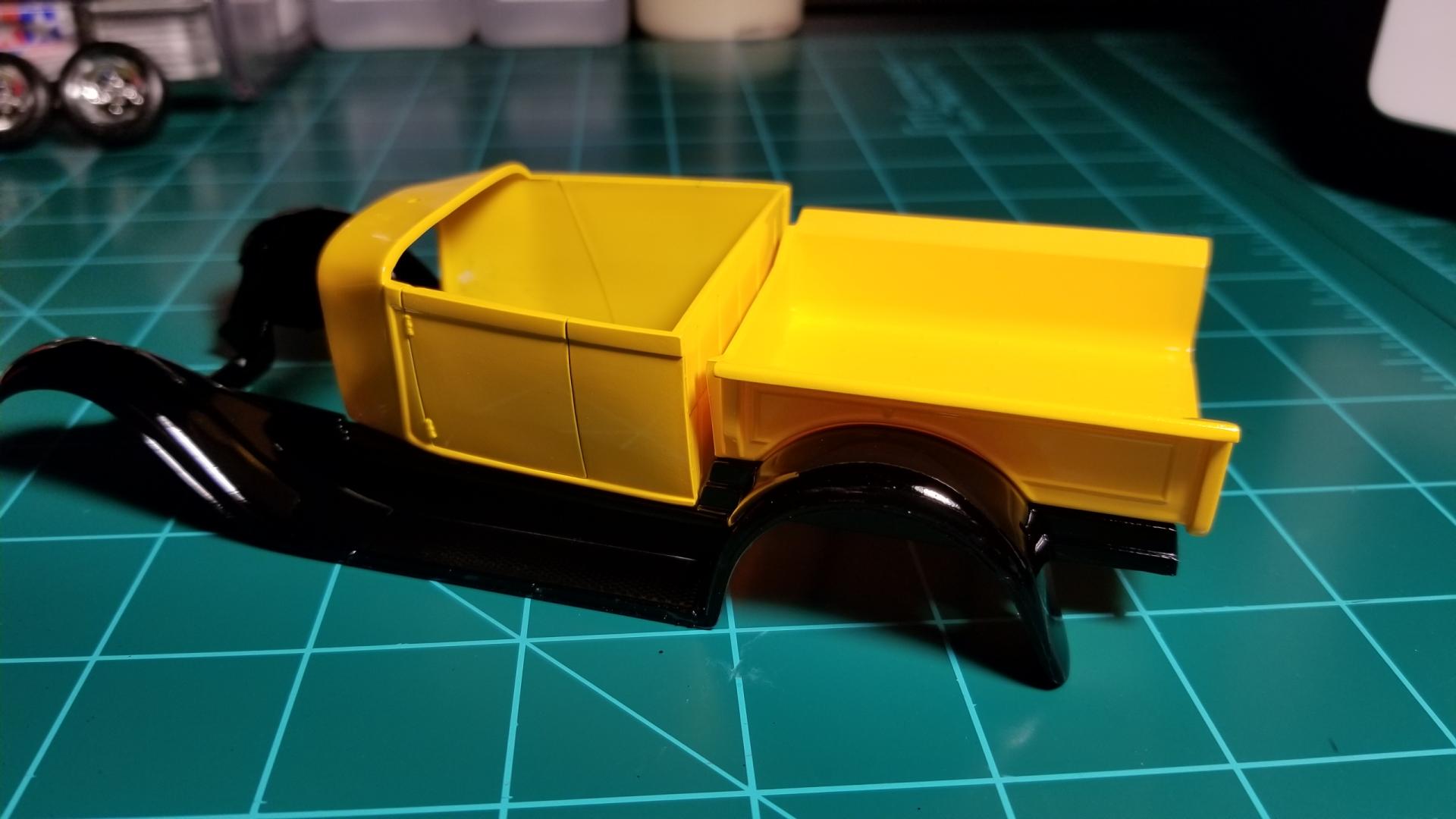 yellow truck1.jpg