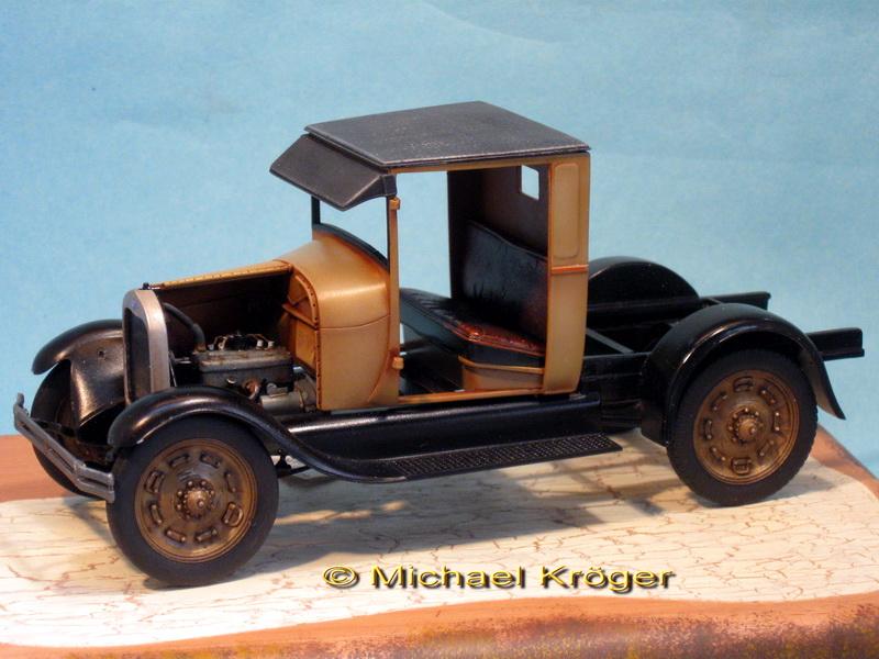 29 Ford Tow Truck 19.jpg