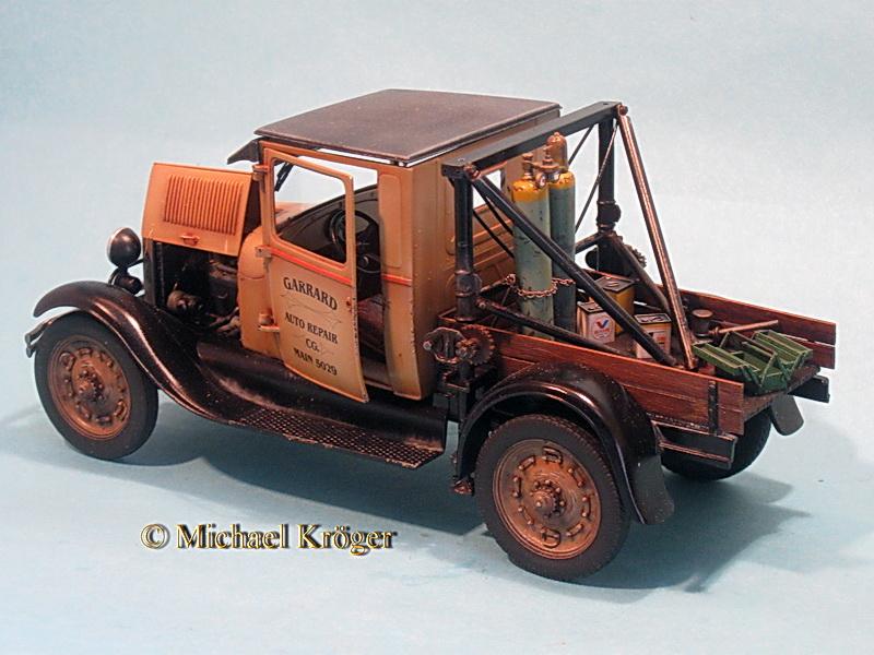 29 Ford Tow Truck 31.jpg