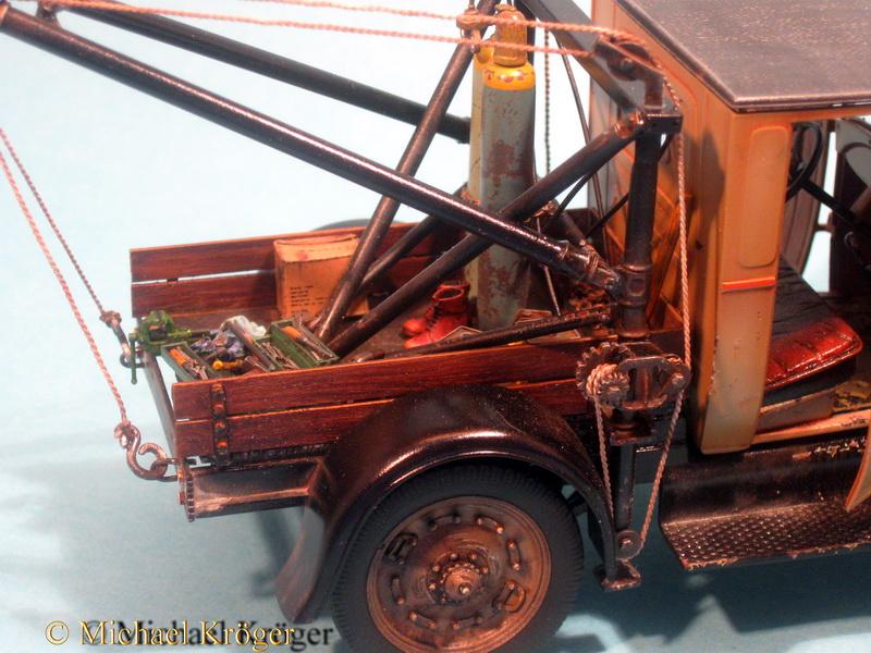 29 Ford Tow Truck 35.jpg