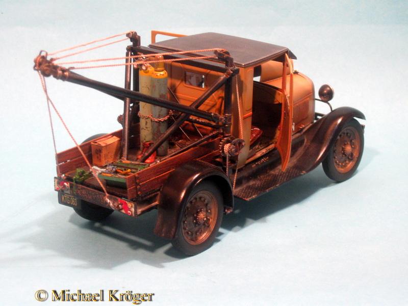 29 Ford Tow Truck 41.jpg