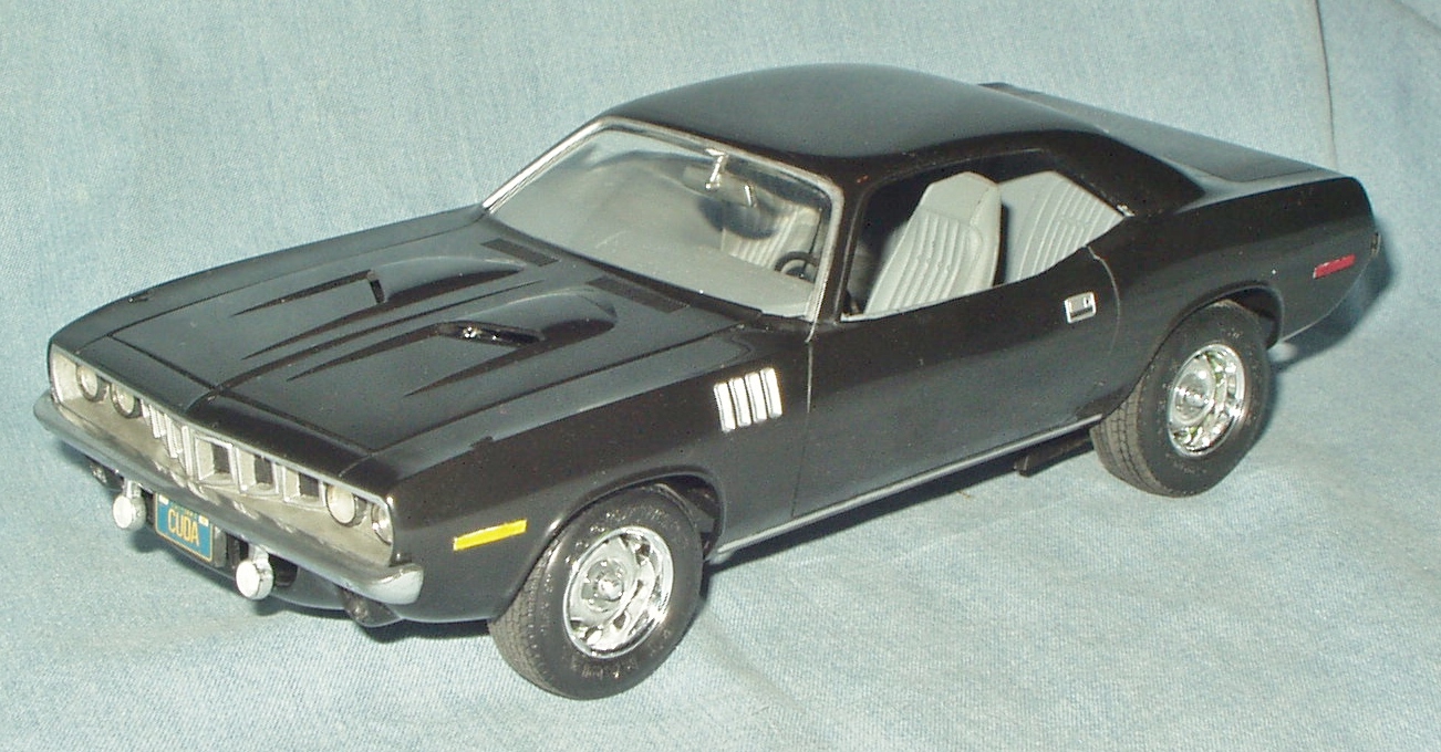 71Cuda08.jpg.124e1fce9cfa27c93a222a6d197a63c5.jpg